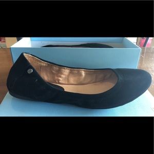 🎀OFFER?!🎀 Antonio Melani flats